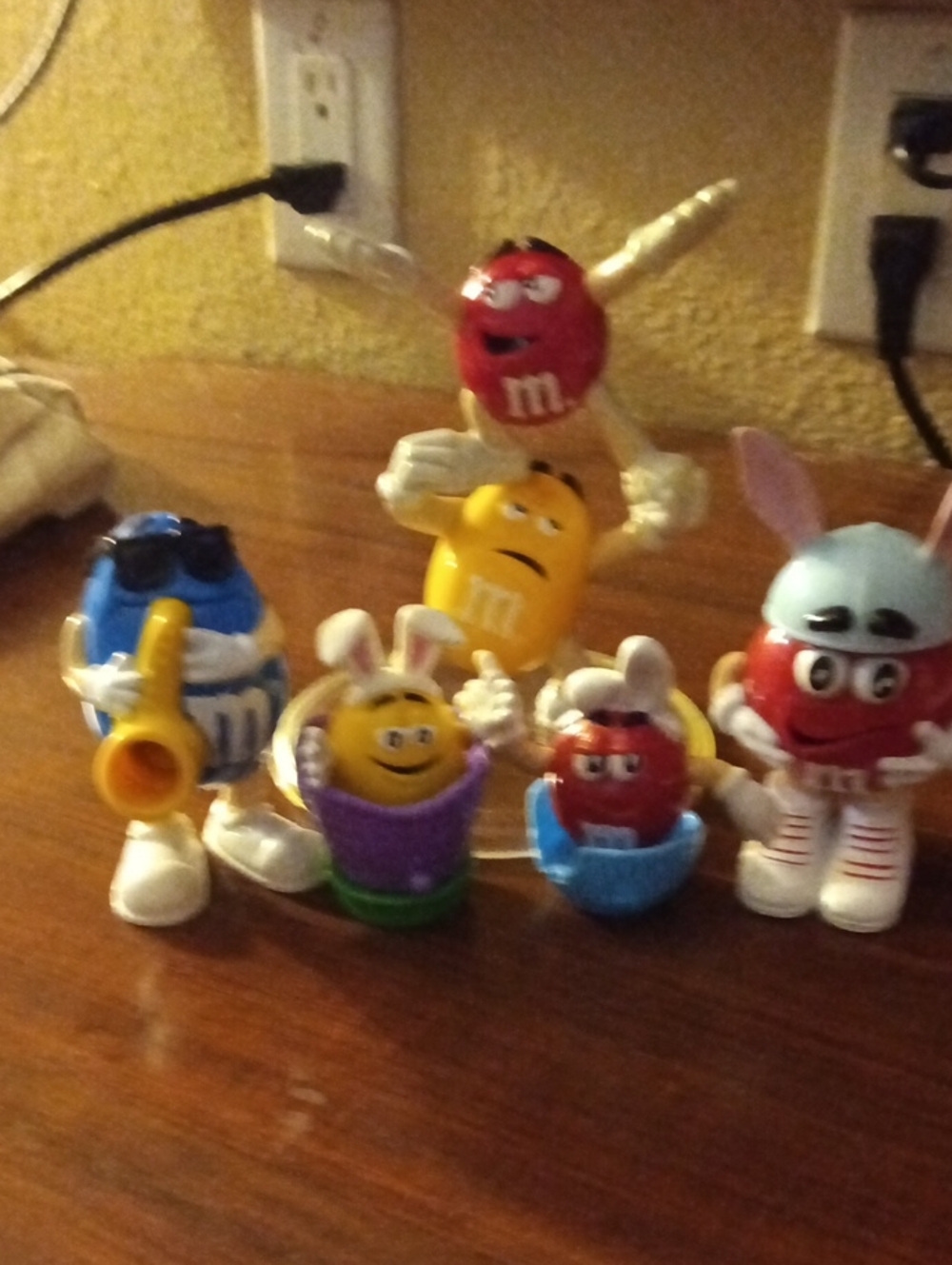 M&M'S Colorful Character Toy Set with Red Yellow Blue Purple White